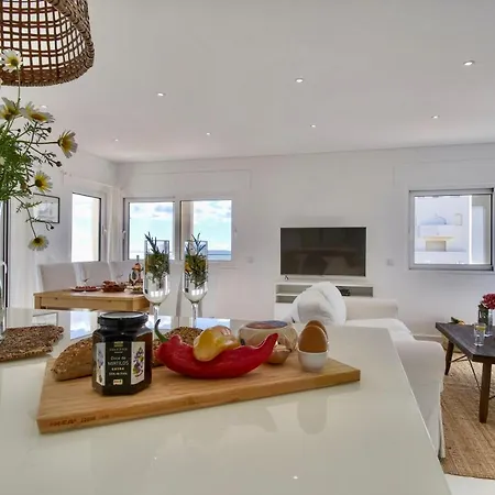 Premium Beachfront With South Facing Terrace *